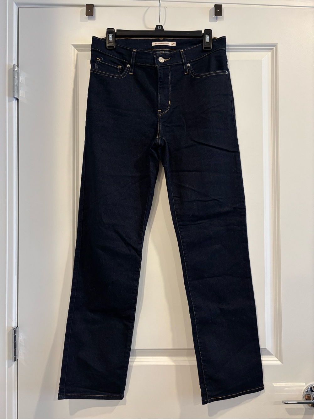 Women's Straight-Leg Jeans in Dark Indigo